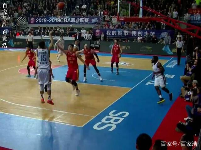 林诗栋晋级WTT法兰克福冠军赛男单决赛央视新闻微博.